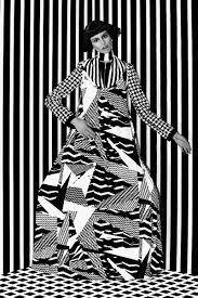 Black And White Fashion Exercice De Style Fashion Photography Art Black White Fashion Black And White Design