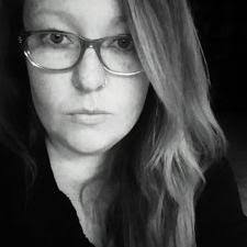 Robyn Ladd (@LaddRobyn)