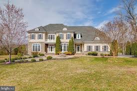 5 Bergamot Dr Stafford Va 22556 Mls Vast220336 In 2020 Outdoor Stone Fireplaces Outdoor Stone Concrete Patio