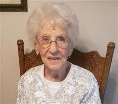 Kasi Quinn's Instagram, Twitter & Facebook