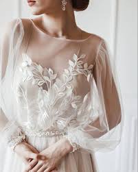 Hai người trường thành đồng ý làm tình với nhau là được, nhưng nếu tránh người cùng máu mủ thì tốt hơn. Pin Ot Polzovatelya Andrea Kepics Na Doske InÑ•pirationÑ• Skromnye Svadebnye Platya Svadebnye Platya Plate Na Svadbu