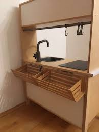 Ikea Hack So Machst Du Aus Deiner Kinderkuche Duktig Einen Kaufladen Ganseblumchen Sonnenschein Ikea Kids Ikea Spielkuche Ikea Kinderkuche Duktig