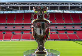 Cuadro, equipos clasificados horarios, partidos y cuándo se juegan te contamos cuándo se juegan los cuartos de final de la eurocopa, qué equipos se han clasificado. Apuestas Quienes Son Los Favoritos A Ganar La Eurocopa El Intra Sports