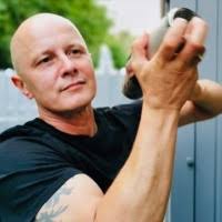 200+ "Robakowski" profiles