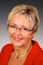 Partiet kan nå notere målinger på 14 prosent. Liv Signe Navarsete Wikipedia