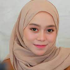 Lestiani, yang lebih dikenal sebagai lesty kejora (lahir di bandung, 05 agustus 1999; Lesti Lover Startseite Facebook