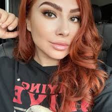 Elizabeth Aispuro's Instagram, Twitter & Facebook