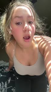 Emily Liszewski (@emilyliszewski02)