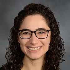 Kimberly Bloom's Instagram, Twitter & Facebook