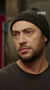 Primer Día de Trabajo: Risas y Suspenso en Backdoor