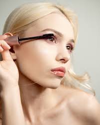 📸: @zollingercinema Commercial shoot💄