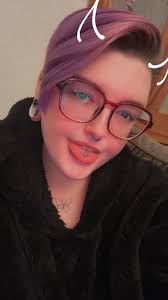 Hey I'm meikie from heilbron I'm ready to mingle