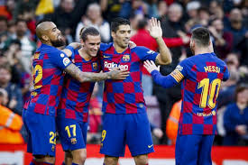 Meaning and history the visual history of the fc. International Les Nouveaux Maillots Du Fc Barcelone Photos