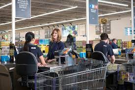 The average aldi hourly pay ranges from approximately $15 per hour for a casual store associate to $29 per hour for a buying assistant. California Workers Have A Legal Right To Reasonable Seating Telluride Association