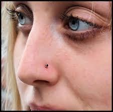Get fresh styles that match your unique personality, or play it simple yet classic with silver and gold studs. Pin On Jewelry