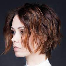 Scalati, sfilati, con ciuffo lungo, rasature e frangia, ecco i tagli capelli corti 2022 primavera estate di tendenza in 130 immagini e idee. Tagli Capelli Inverno 2020 Tendenze In 100 Foto Beautydea