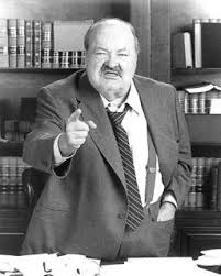 william conrad est frank cannon dans cannon pour lacn ぽっちゃり男性 かわゆい 成熟した男性