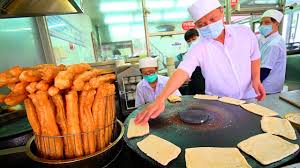 Oyster thin noodles (oa misua), taiwanese beef this is a favorite taiwanese dessert that is mainly relished in taiwan and singapore, but isn't commonly found in other places. Muslim Street Food In Taiwan Taipei S Halal Street Food Heaven Best Taiwanese Street Food Youtube