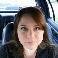 Vanessa Linder's Instagram, Twitter & Facebook