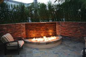 Feuerstelle selber bauen steine und kies gartengestaltung. Offene Feuerstelle Im Garten Bauen 45 Gestaltungsideen