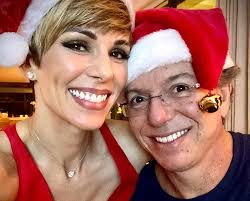 Ana furtado comemora fim do tratamento contra o câncer reprodução/instagram. Boninho Passa Por Cirurgia Plastica Ficar Mais Gato Para A Minha Ana Furtado Jovem Pan