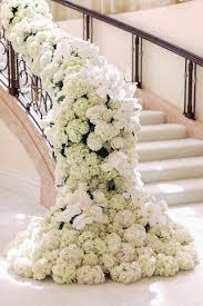 From gallery walls to graphic runners, get inspired to step up the look of your staircase. 15 Wedding Staircase Decor Ideas For An Ultra Glamorous Affair Belle The Magazine