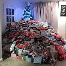 Christmas presents are also a good medium to show your love towards children. Christmas Gifts For Mum Cheap Buy Online