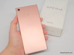 Sony Xperia XA1 Ultra Review