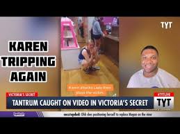 She first charged on ijeoma ukenta and later pushed her into the store. Wwf4k0gxrtpxsm