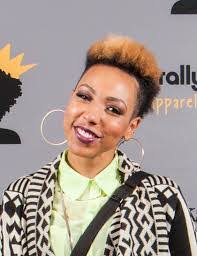 Krystal King's Instagram, Twitter & Facebook