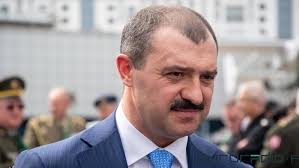 Личная жизнь главы страны, мать, жена, сын николай, санкции в отношении рб от. Lukashenko Pokinul Post Glavy Nok Belorussii Novym Rukovoditelem Stal Ego Syn Sport Ekspress