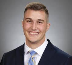 Devon Schafer's Instagram, Twitter & Facebook