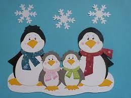 Winter fensterbilder motive die zur winterzeit hervorragend geeignet sind z.b. Fensterbilder Tonkarton Familie Pinguin Winter Fensterbilder Weihnachten Basteln Weihnachten Basteln Vorlagen Basteln Weihnachten Winter
