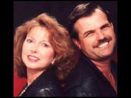 Keron Vanlandingham, David House and Audrey Mansell in three part harmony