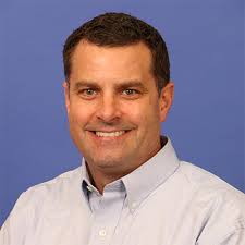 Lee Ginter's Instagram, Twitter & Facebook