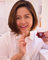 Top makeup artist Gela Laurel is a fan of the Olay Whips! She loves the  skincare benefits, and how she can use it under layers of makep without  looking heavy or cakey.