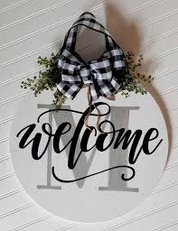 Welcome Initial Round Door Hanger Front Door Hanger Round Etsy Door Signs Diy Wooden Door Signs Wooden Signs Diy