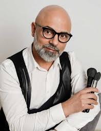 What's in your case? Top 10 produse Nick Barna