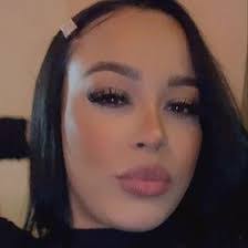 Shayna Hernandez's Instagram, Twitter & Facebook