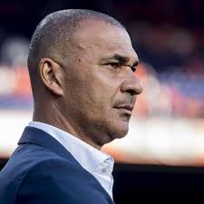 Gullit schendt belangrijke code: filmen doe je niet in de kleedkamer