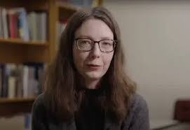 Kelsey Crowe's Instagram, Twitter & Facebook