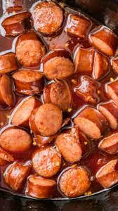 Slow Cooker Sweet And Spicy Kielbasa Bites So Easy And So Delicious Perfect Amount Of Spicy And Sweet Spice Fr Slow Cooker Kielbasa Sweet And Spicy Food