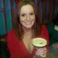 Hilary Helm's Instagram, Twitter & Facebook