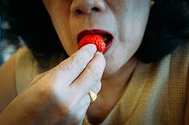 The exact amount of time can depend on several factors, such as the composition and size. Your Digestive System How It Works Niddk