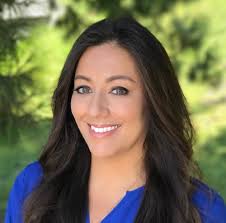 Denise Eckman's Instagram, Twitter & Facebook