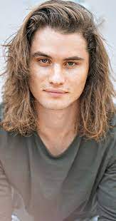 Chase Stokes Long Hair Styles Men Pretty Men Celebrities Male