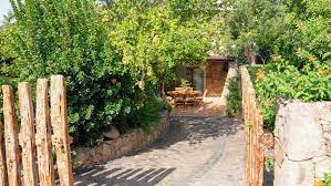 Matta fence llc contact information. Lantana Matta E Peru English