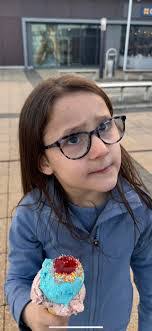 Vicki Leaver's Instagram, Twitter & Facebook