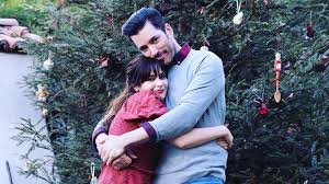 She made her film debut in mumford and had a supporti. Zooey Deschanel Shares Touching Message To Boyfriend Jonathan Scott In New Year S Post Entertainment Tonight