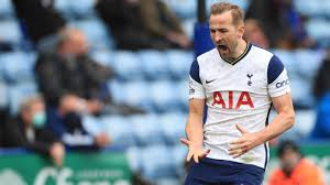 Sadio mane ( continues his goalscoring form at a time salah isn't at his best he might be a strong contender if he doesn't sustain any injuries). Fdu G6i6nfceim